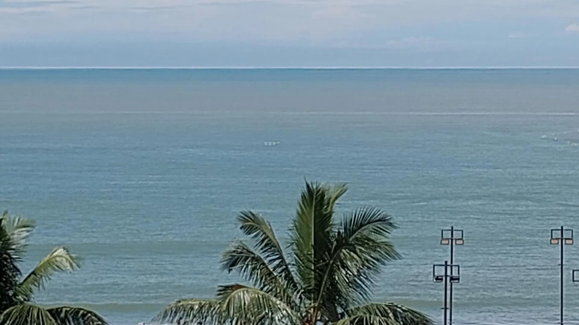 Ocean Breeze - Waves Luxury Condo Negombo 0*,  Sri Lanca